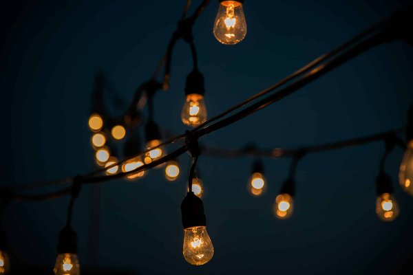 Quel matériau choisir pour une suspension luminaire Hang 5 ?